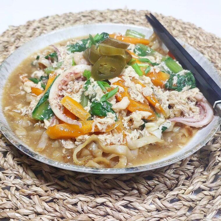 Singapore Seafood Hor Fun