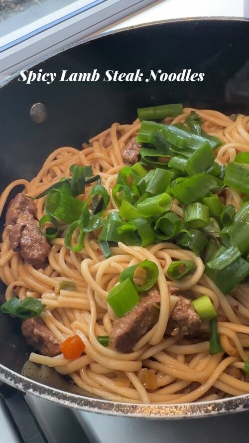 Spicy lamb noodles