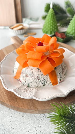 Christmas Present Cheeseball