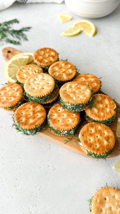 Smoked salmon canapes