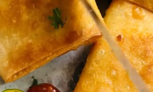 Cheesy Pizza Parcels With Creamy Chicken Fajita Filling